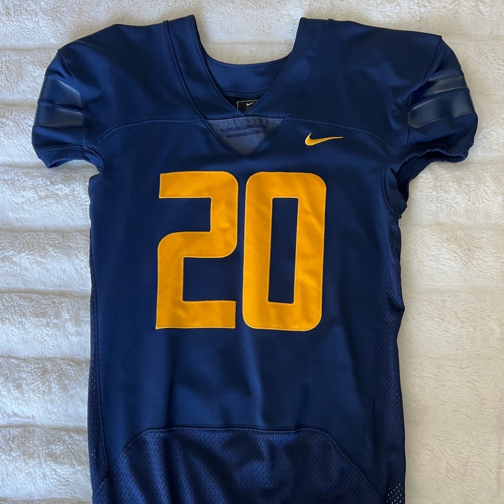 Nike Football Jersey *Like New*